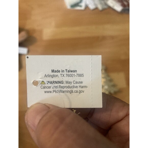 5 Von Maur Luxury Gold Christmas Tree Ornaments Filigree Rhinestone Holiday NWT - Picture 6 of 6